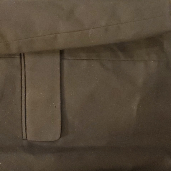 Brooks Brothers - Picture 3 of 9